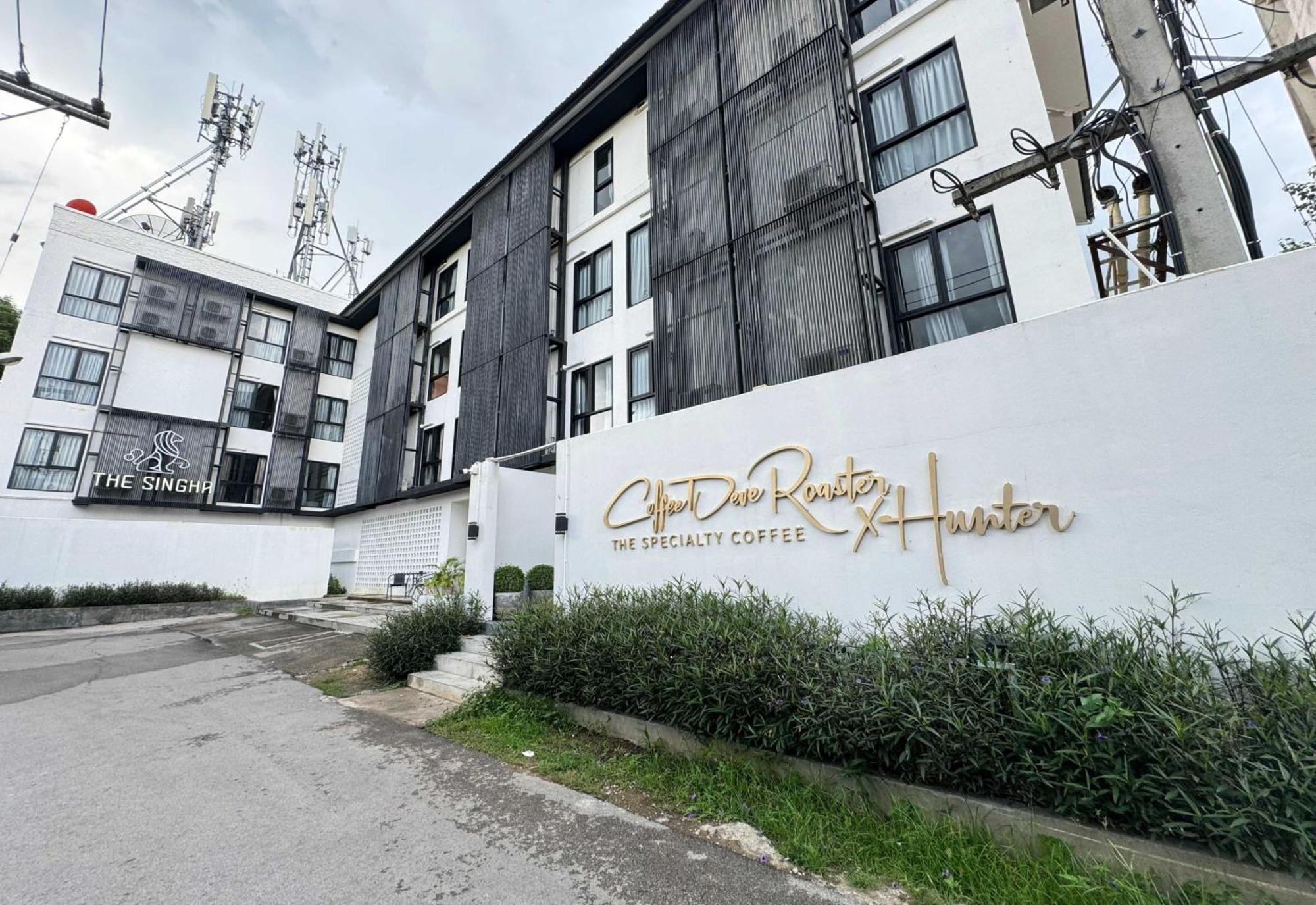 Collection O The Singha Chiangmai Hotel Chiang Mai Exterior photo
